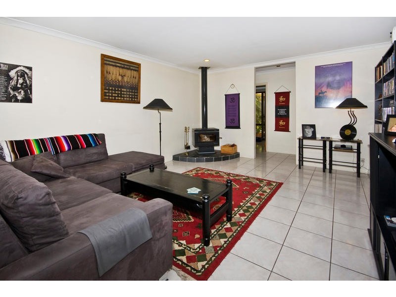 8 Dulverson Place, South Lake WA 6164