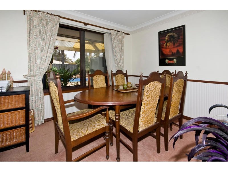 8 Dulverson Place, South Lake WA 6164