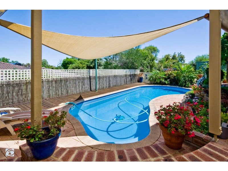 14 Elona Close, Willetton WA 6155