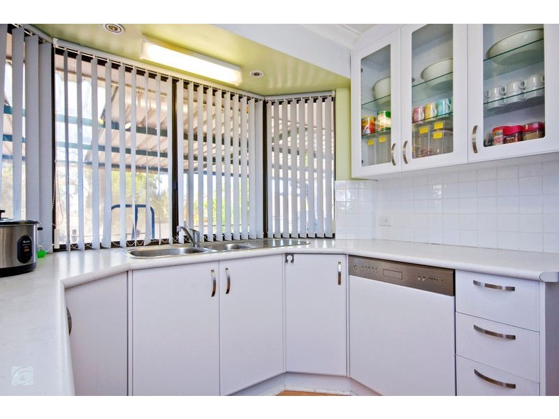 24 Blackthorne Crescent, South Lake WA 6164