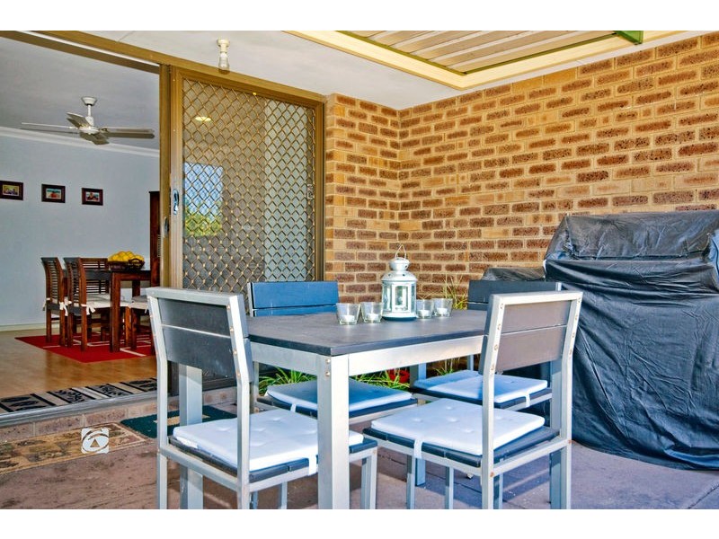 24 Blackthorne Crescent, South Lake WA 6164