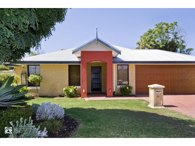 33 Batten Street, Coolbellup WA 6163