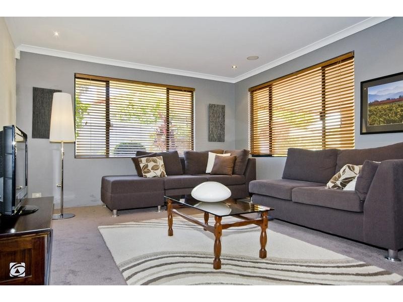 33 Batten Street, Coolbellup WA 6163