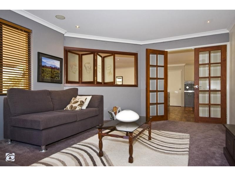 33 Batten Street, Coolbellup WA 6163
