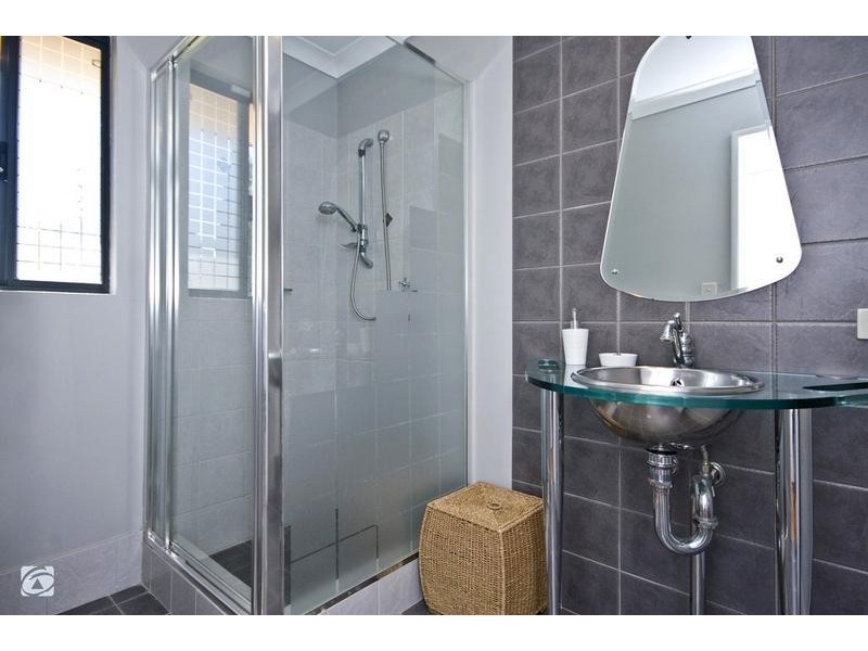 33 Batten Street, Coolbellup WA 6163
