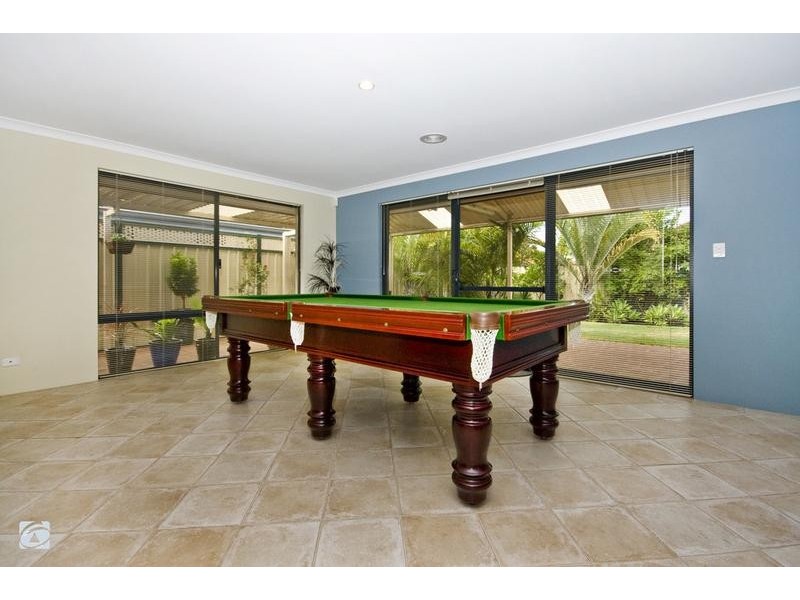 14 Gillen Way, Success WA 6164