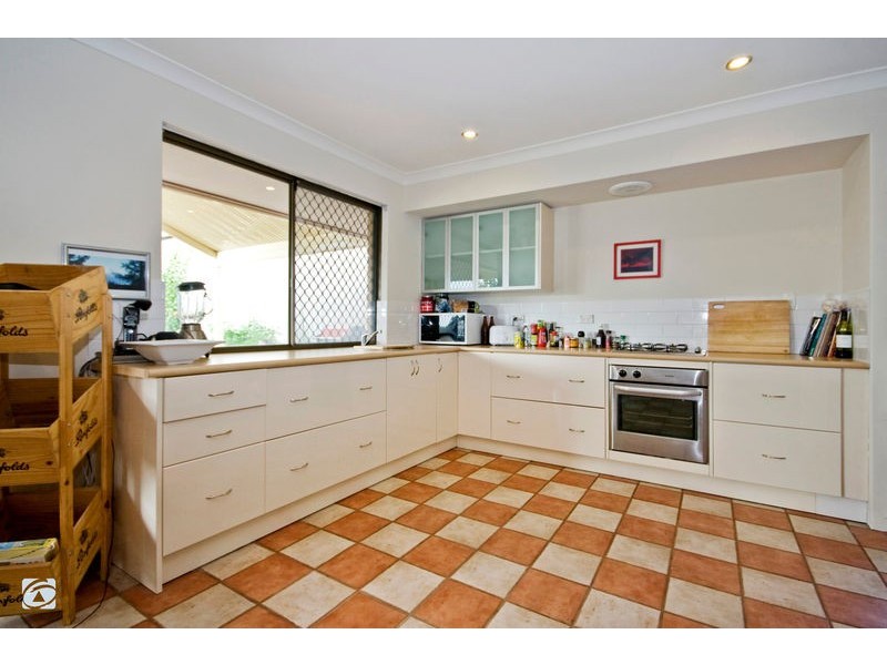 303 Yangebup Road, Yangebup WA 6164