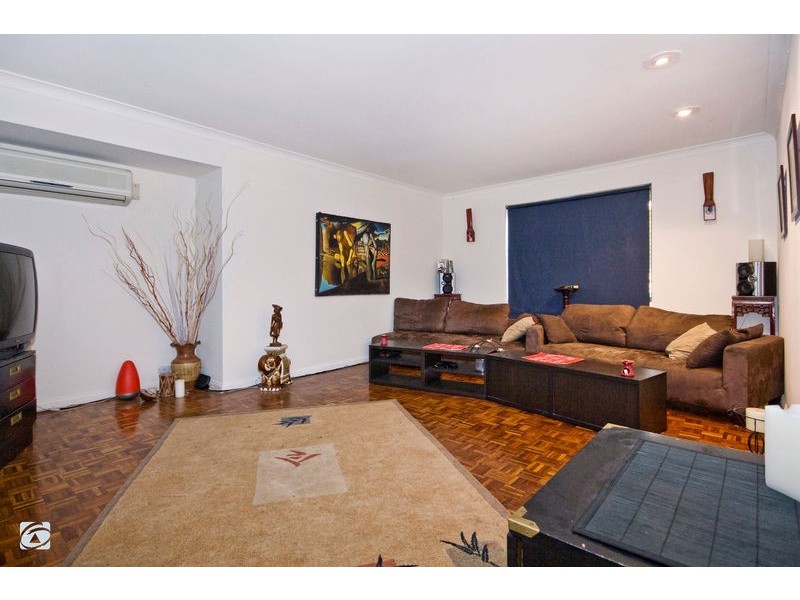 303 Yangebup Road, Yangebup WA 6164