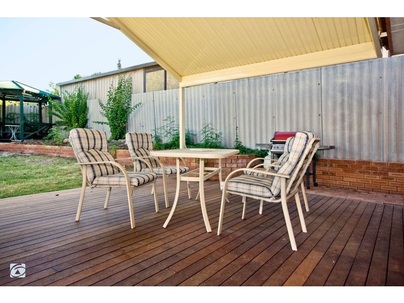 303 Yangebup Road, Yangebup WA 6164