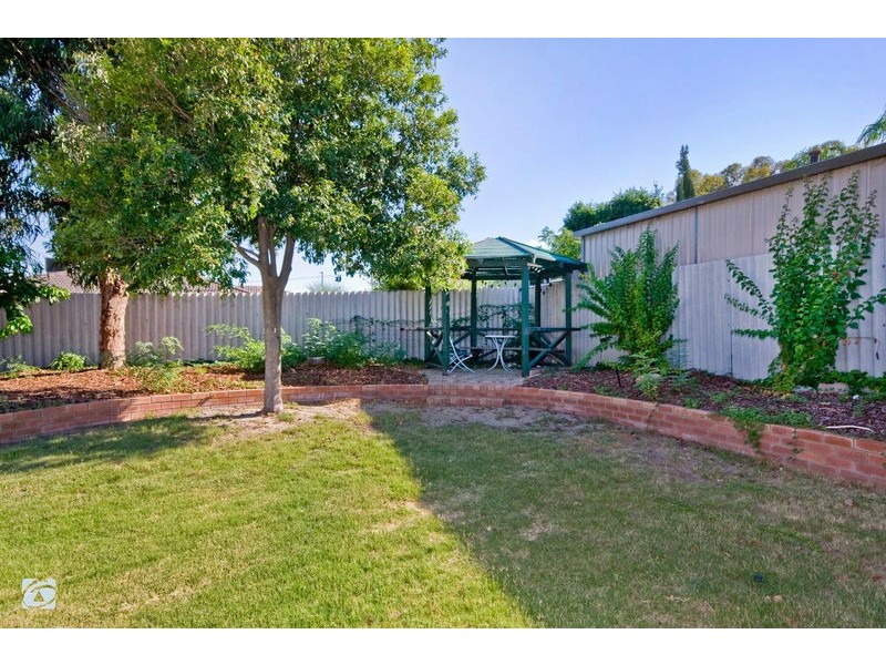 303 Yangebup Road, Yangebup WA 6164