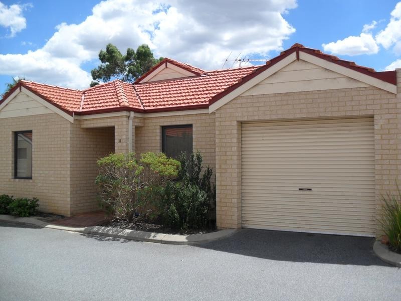 8/13 Rimmington Court, South Lake WA 6164