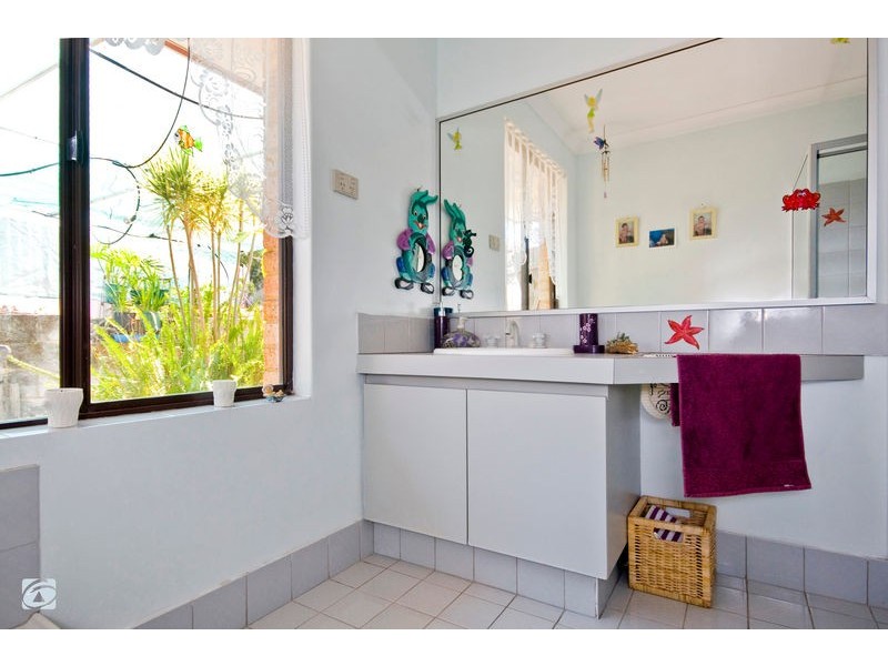 11 Pond Place, South Lake WA 6164