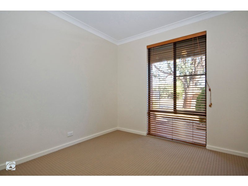 6 Christie Court, Yangebup WA 6164