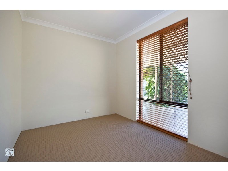 6 Christie Court, Yangebup WA 6164