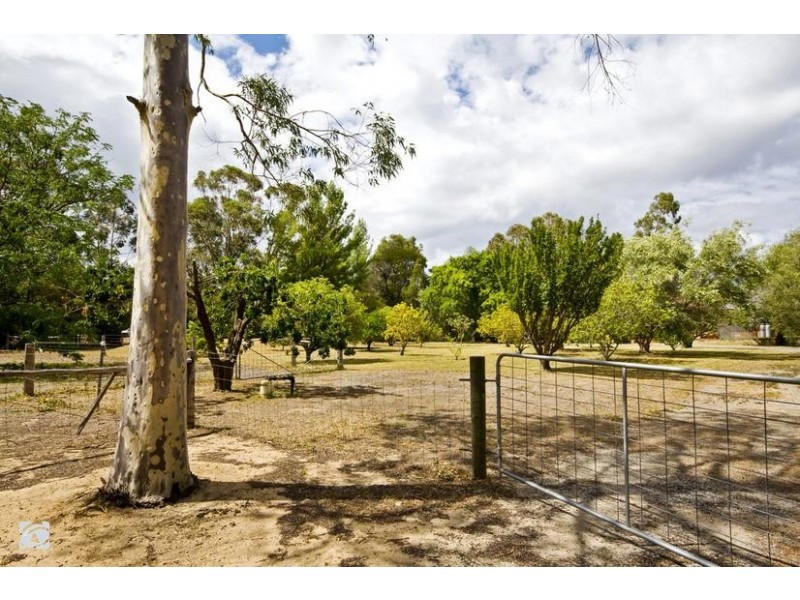 320 South Western Highway, Wungong WA 6112