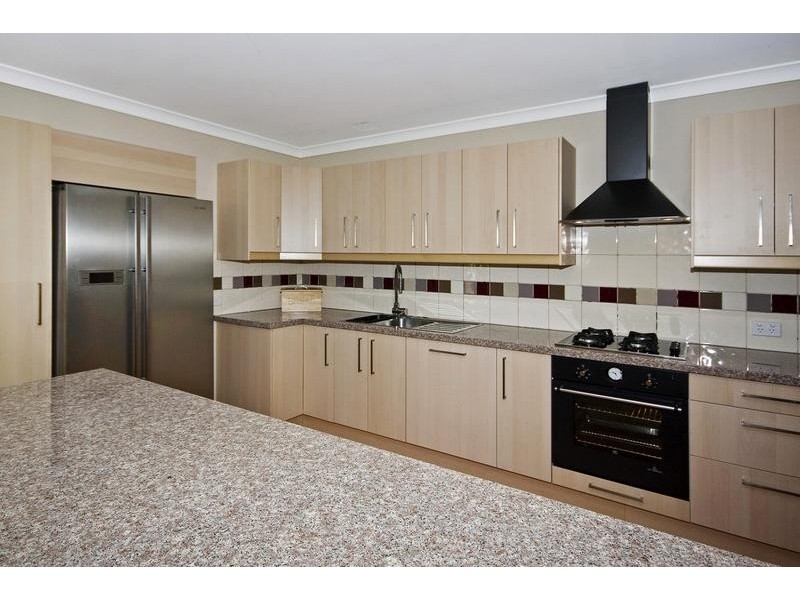 132 Bullock Drive, Oakford WA 6121