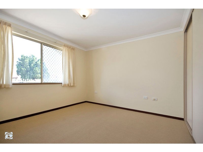 2/2 Argyle Place, Yangebup WA 6164