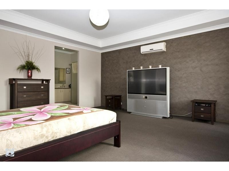 15 Twilight Mews, Aubin Grove WA 6164