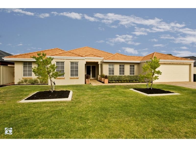 15 Twilight Mews, Aubin Grove WA 6164