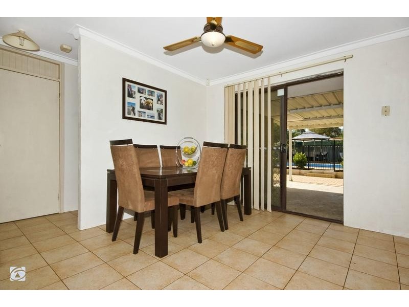 135 Osprey Drive, Yangebup WA 6164