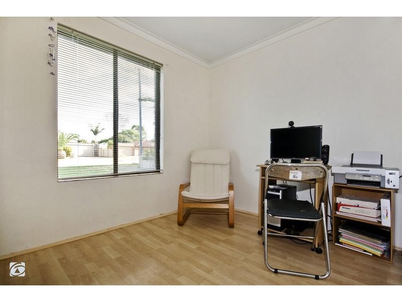 135 Osprey Drive, Yangebup WA 6164