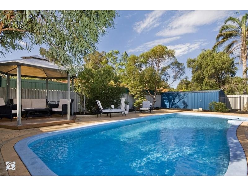 135 Osprey Drive, Yangebup WA 6164