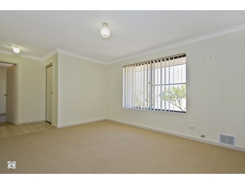 13 Prout Way, Bibra Lake WA 6163