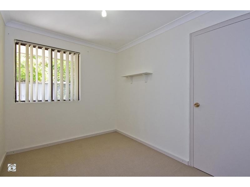 13 Prout Way, Bibra Lake WA 6163