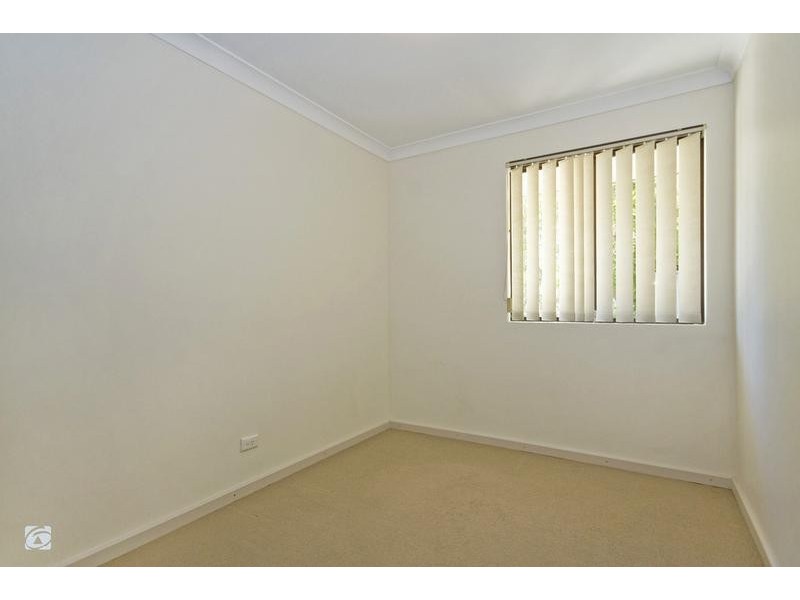 13 Prout Way, Bibra Lake WA 6163