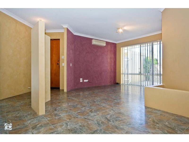 1 Citrus Loop, South Lake WA 6164