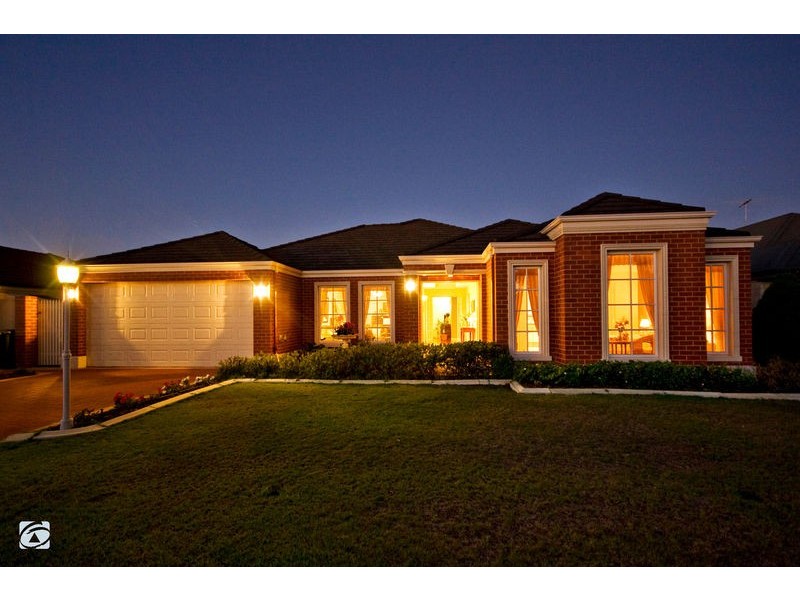 39 Sciano Avenue, Success WA 6164