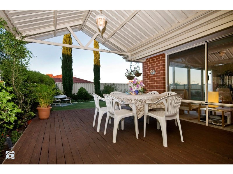 39 Sciano Avenue, Success WA 6164