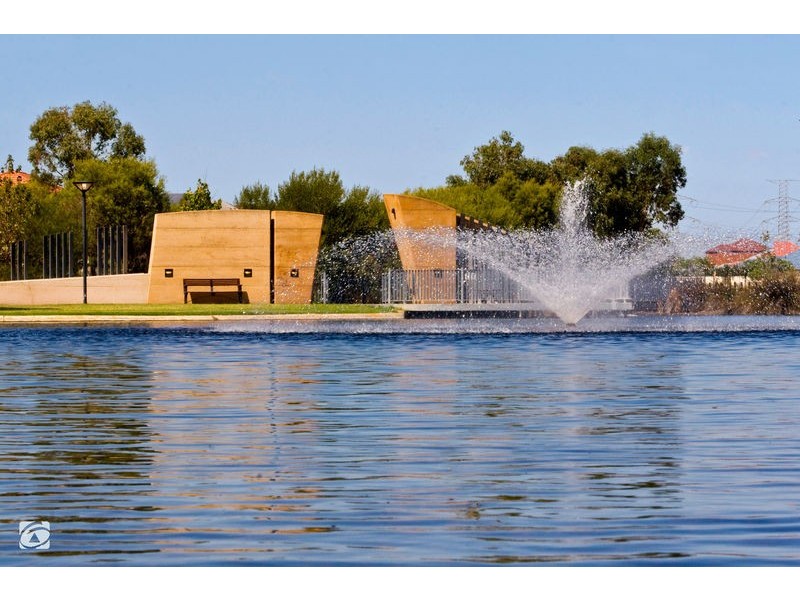 5 Monroe Turn, Success WA 6164