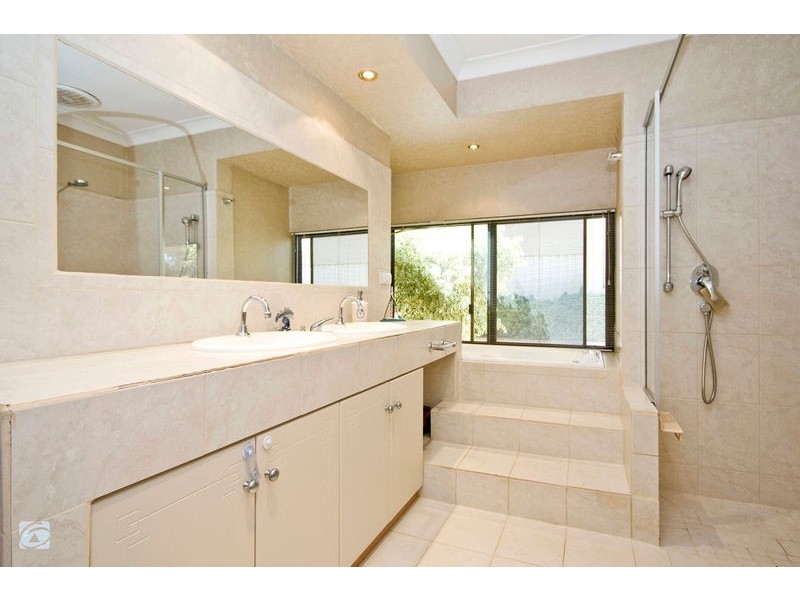 25 Tern Loop, Yangebup WA 6164