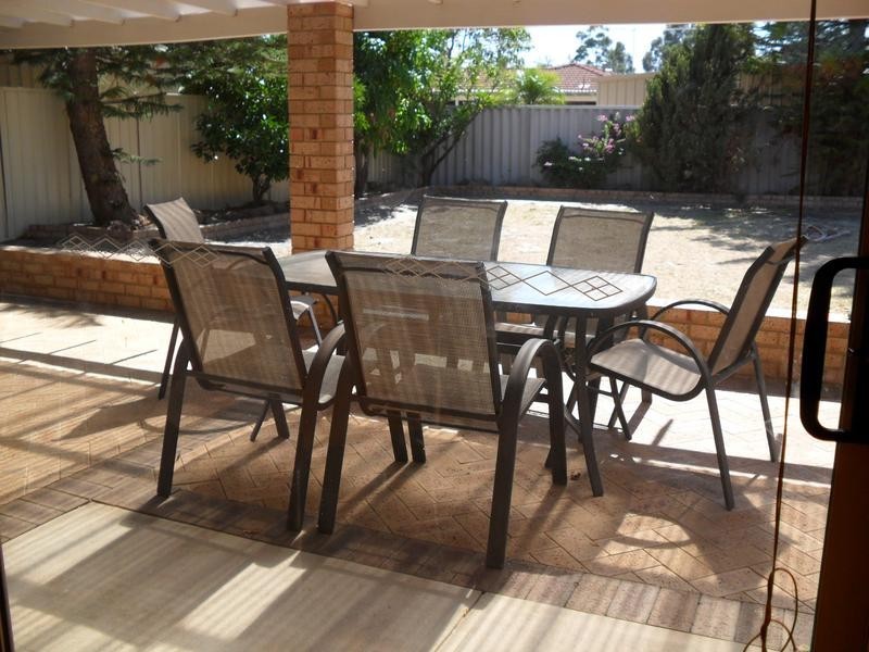 9 Carey Place, Gosnells WA 6110