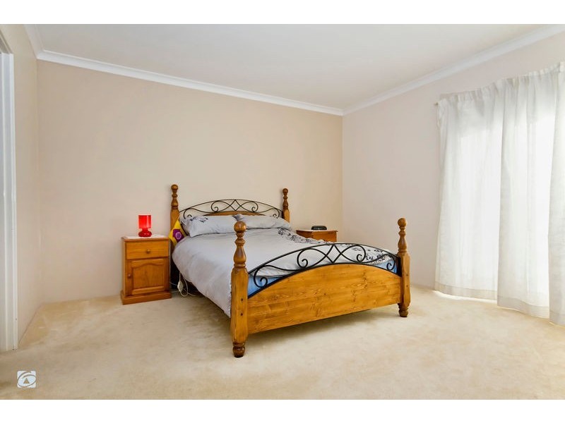 13 Hayward Parade, Coogee WA 6166