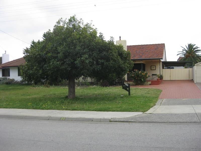 20 Lockett Street, Coolbellup WA 6163
