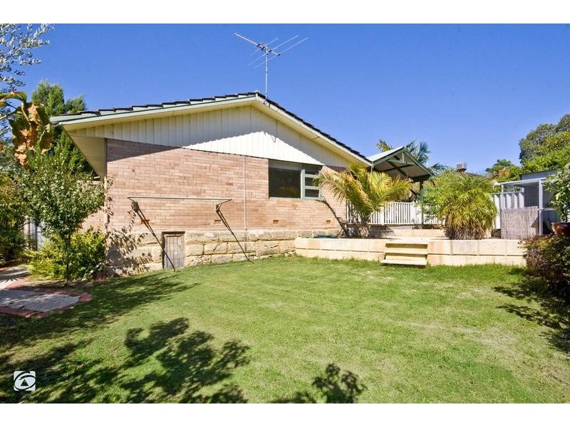 68 Archidamus Road, Coolbellup WA 6163