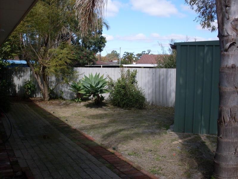 4/51 Grassbird Loop, Yangebup WA 6164