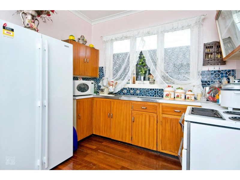 52 Coolbellup Avenue, Coolbellup WA 6163