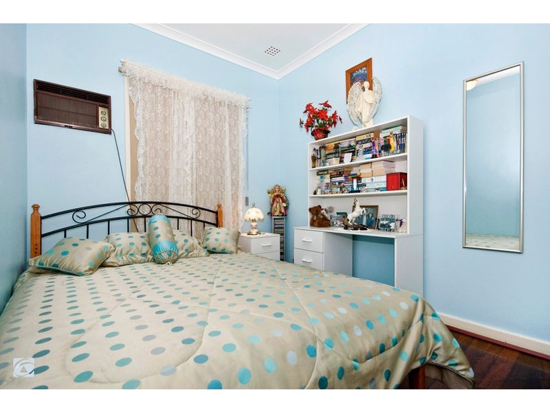 52 Coolbellup Avenue, Coolbellup WA 6163