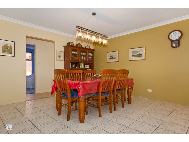 12 Leichhardt Crossing, Hammond Park WA 6164