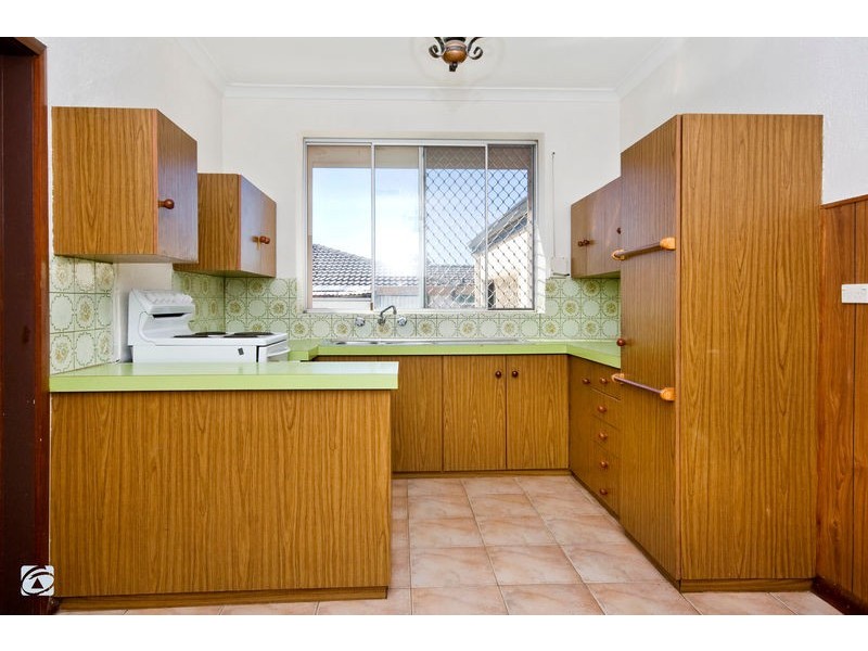 40 Williams Road, Coolbellup WA 6163