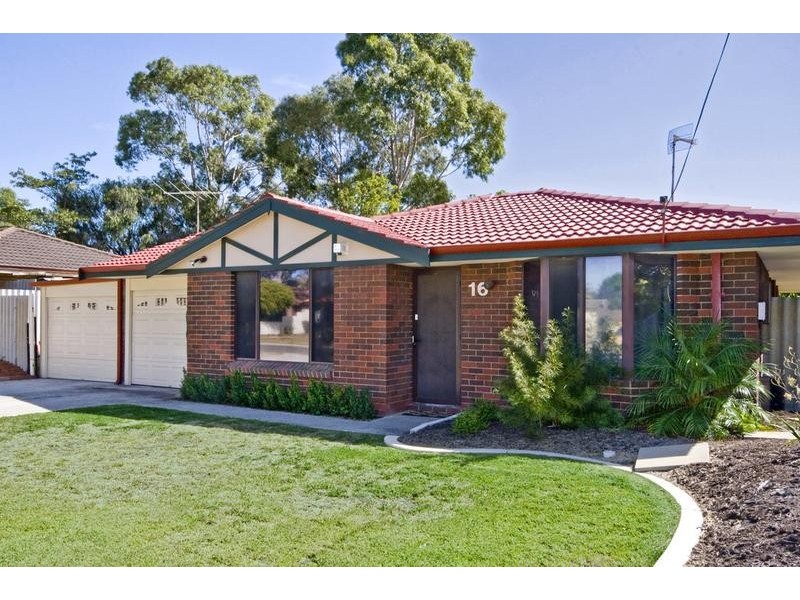 16 Larkspur Cross, Yangebup WA 6164
