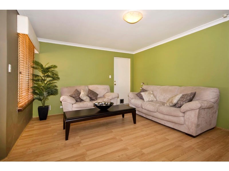 6 Rapania Rise, Yangebup WA 6164