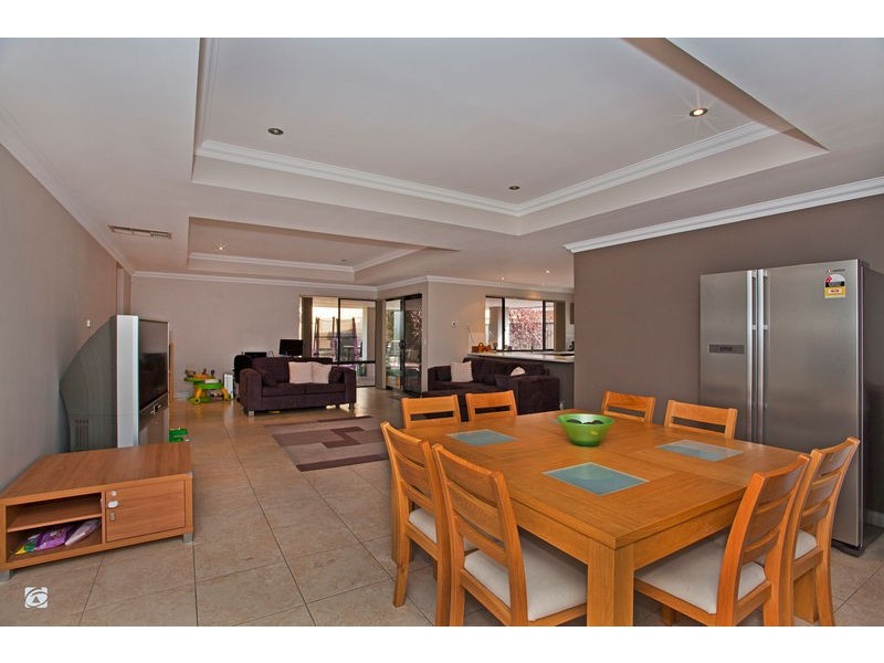 43 Kesiya Turn, Aubin Grove WA 6164