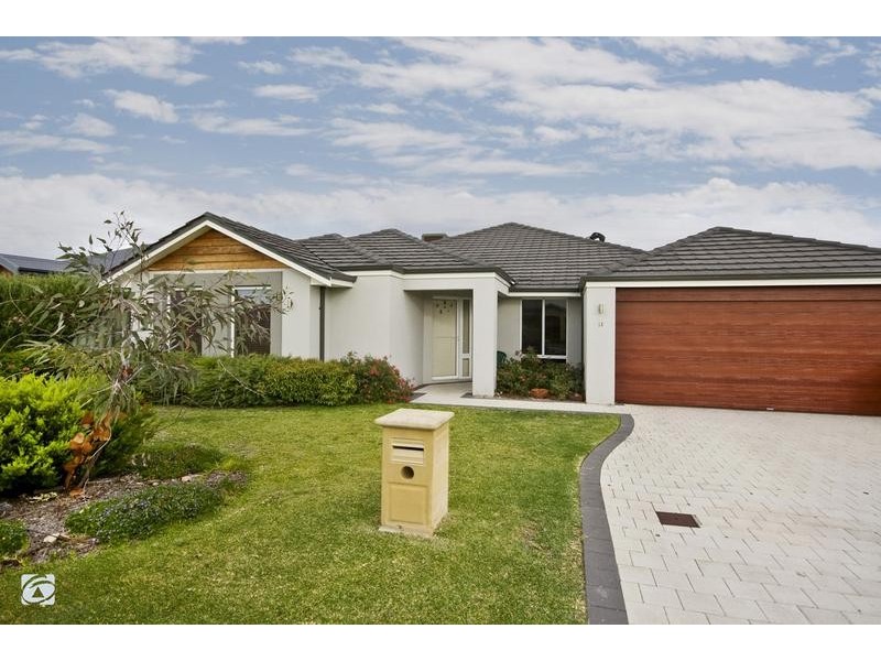11 Kinglake Way, Aubin Grove WA 6164