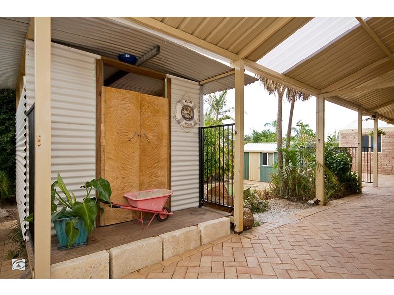 26 Blackthorne Crescent, South Lake WA 6164