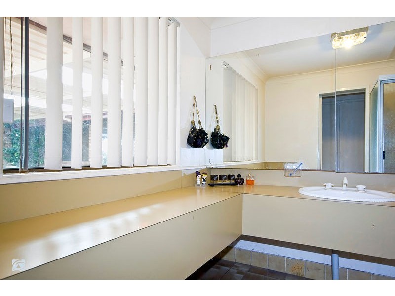 4 Plover Drive, Yangebup WA 6164