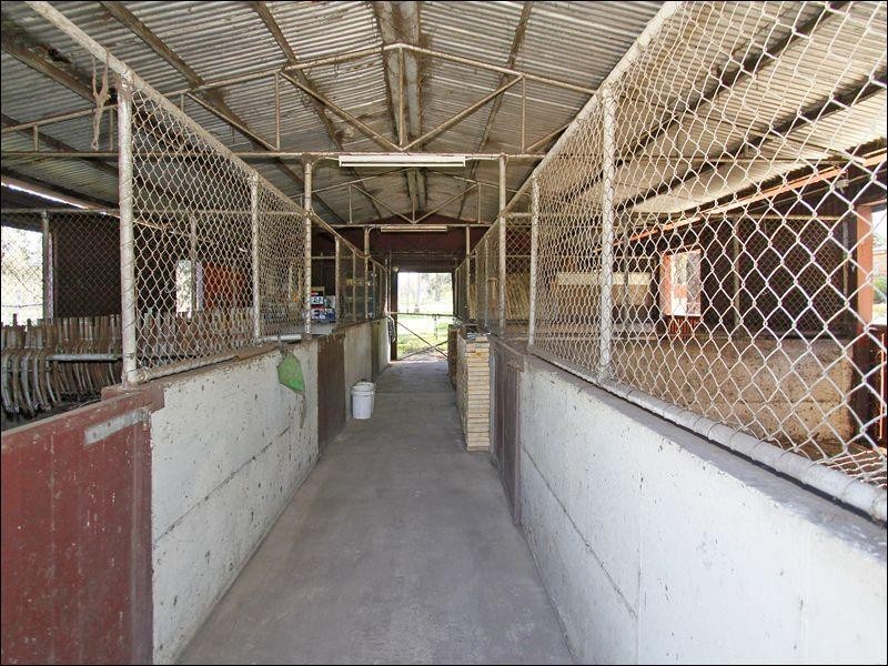 49 Mandogalup Road, Mandogalup WA 6167